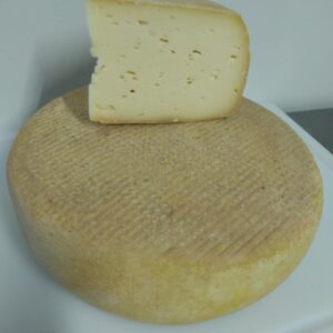 AA – Raclette de chèvre (à la coupe) environ 350g BIO